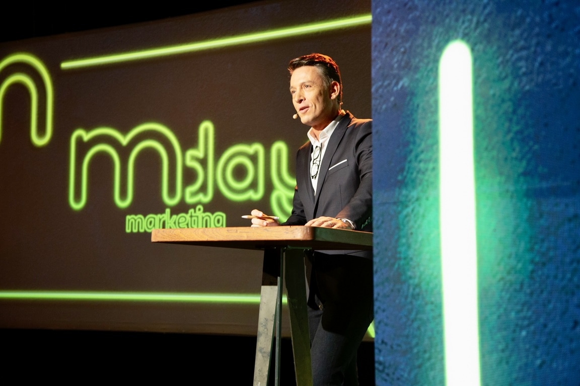 Stephane Jobert Journaliste animateur de remise de prix et de conventions d'entreprise